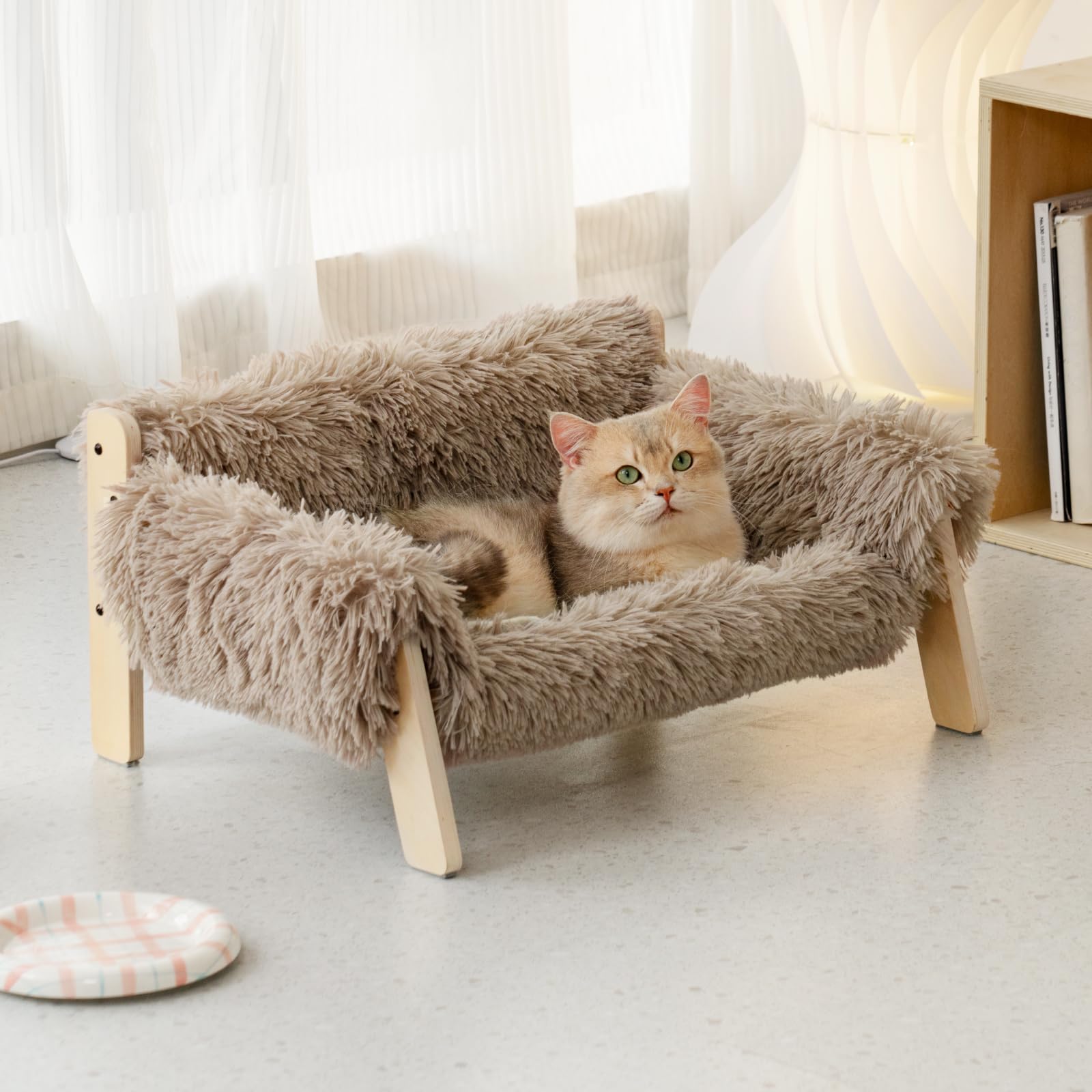 MEWOOFUN Large Cat Sofa - Sturdy Wooden Leg Raised Bed for Indoor Cats, Holds up to 15kg, 56x45cm Brown